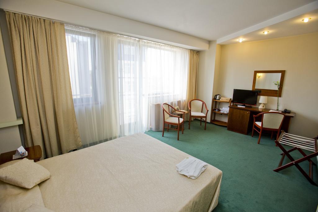 Hotel Dan Βουκουρέστι Δωμάτιο φωτογραφία